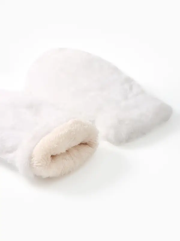 Варежки женские MINAKU цв.белый р-р 26*12см Варежки женские MINAKU цв.белый р-р 26*12см