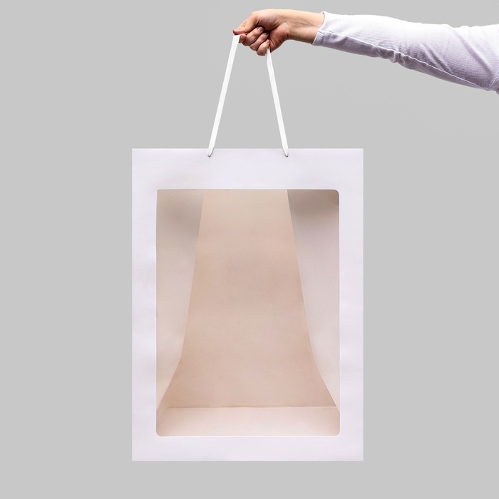 Пакет подарочный с окном, белый, 60 х 45 х 35 см Пакет подарочный с окном, белый, 60 х 45 х 35 см