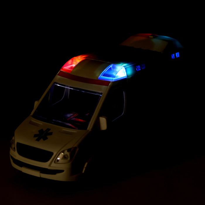 Машина радиоуправляемая «Скорая помощь», работает от батареек, световые и звуковые эффекты Машина радиоуправляемая «Скорая помощь», работает от батареек, световые и звуковые эффекты