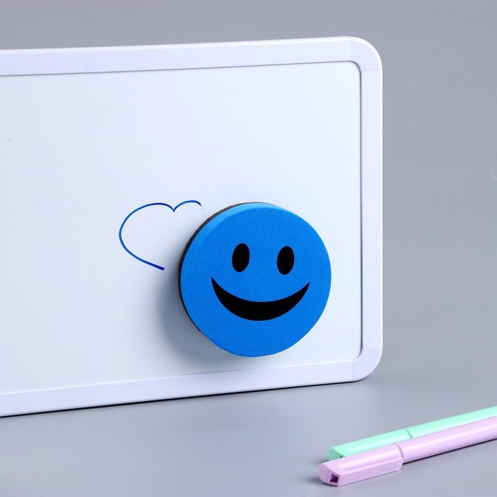 Губка магнитная для доски  Губка магнитная для доски "Смайлик", цвета МИКС