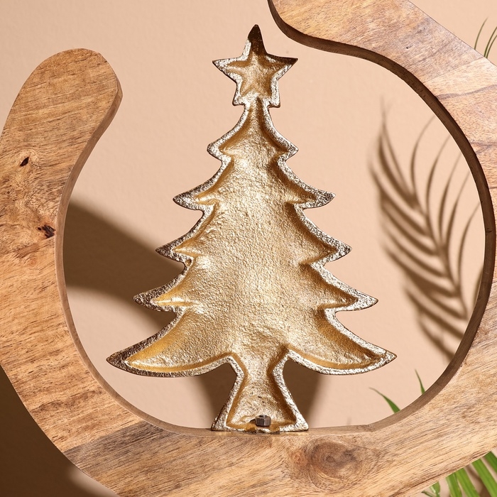Сувенир интерьерный в деревянном кольце  Сувенир интерьерный в деревянном кольце "Ёлочка" 30х8х33 см