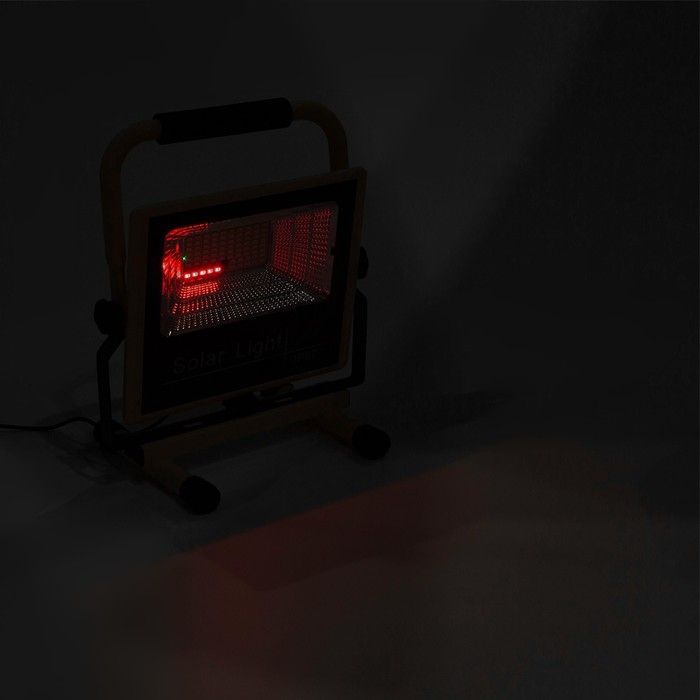 Фонарь-прожектор аккумуляторный, переносной 40 Вт, 7000 мАч, IP67, 8 ч работы, 19 х 23 см Фонарь-прожектор аккумуляторный, переносной 40 Вт, 7000 мАч, IP67, 8 ч работы, 19 х 23 см