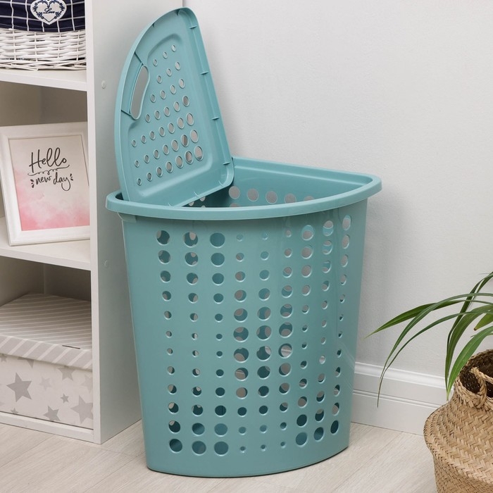 Корзина для белья угловая с крышкой «Молетта», 45 л, 40×51×53 см, цвет бирюзовый Корзина для белья угловая с крышкой «Молетта», 45 л, 40×51×53 см, цвет бирюзовый