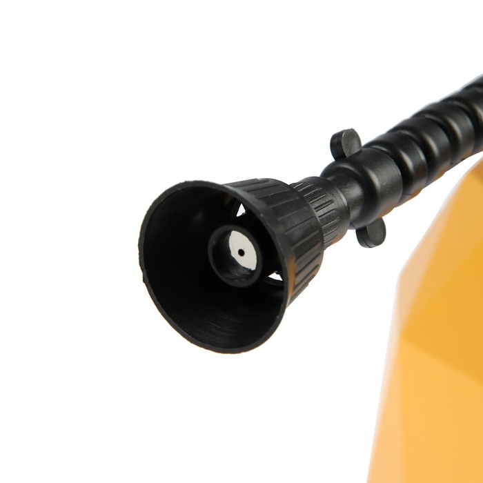 Опрыскиватель аккумуляторный ТУНДРА, 3.7 В, 2 Ач, 2 л, 0.7 л/мин, гибкая насадка Опрыскиватель аккумуляторный ТУНДРА, 3.7 В, 2 Ач, 2 л, 0.7 л/мин, гибкая насадка