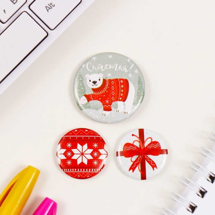 Значки закатные набор 3 шт d=25 мм d=35 мм Значки закатные набор 3 шт d=25 мм d=35 мм "Полярный мишка в свитере" 7х7 см