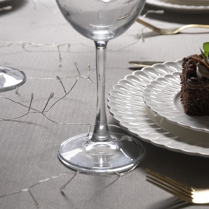 Гирлянда «Мишура» 5 м роса, IP20, серебристая нить, 100 LED, 2 режима, батарейки AAх3 (нет в комплекте), свечение мульти Гирлянда «Мишура» 5 м роса, IP20, серебристая нить, 100 LED, 2 режима, батарейки AAх3 (нет в комплекте), свечение мульти