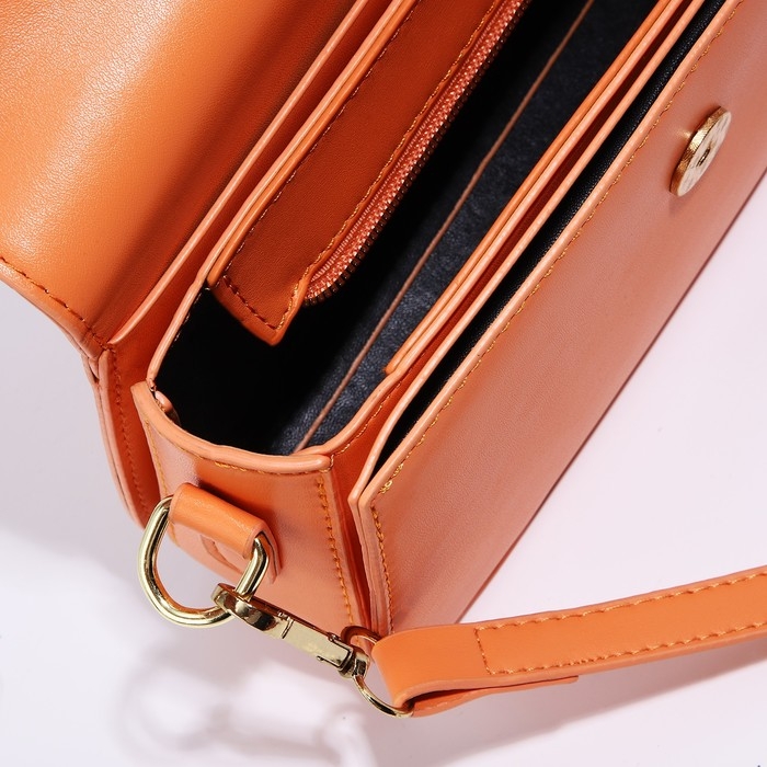 Сумка-мессенджер на магните, цвет оранжевый Сумка-мессенджер на магните, цвет оранжевый