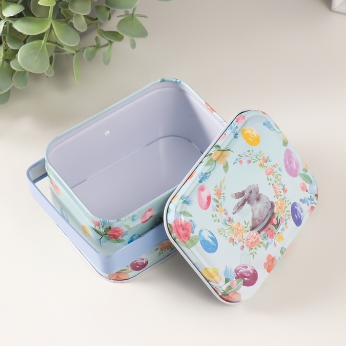 Шкатулка металл с ручкой Шкатулка металл с ручкой "Кролик в цветочном венке" 10,5х7,8х6,4 см