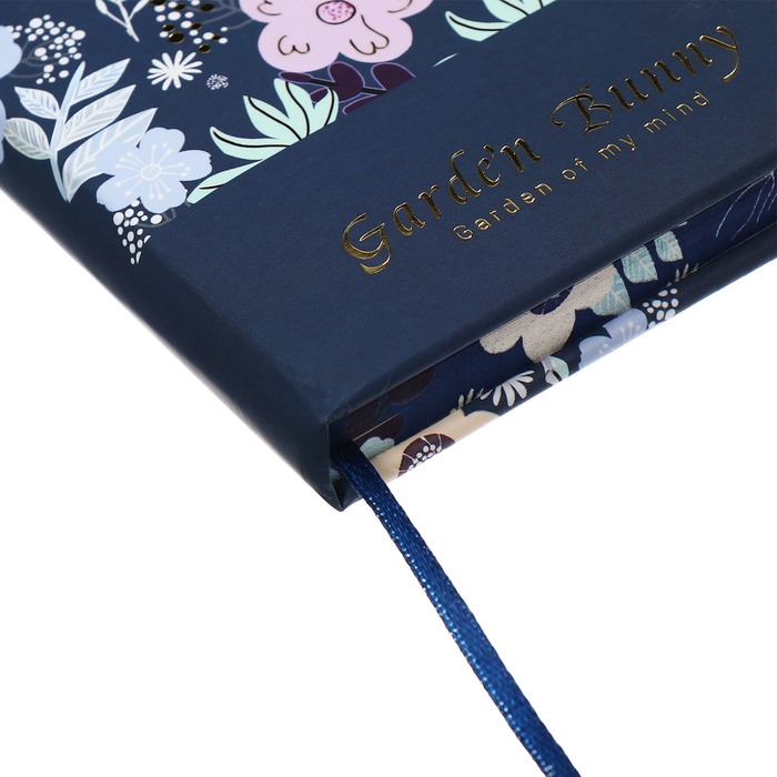 Записная книжка подарочная 96л,линия, с хлястиком, срез с рисунком обложки, Цветы (12,9х9см) 10539 Записная книжка подарочная 96л,линия, с хлястиком, срез с рисунком обложки, Цветы (12,9х9см) 10539