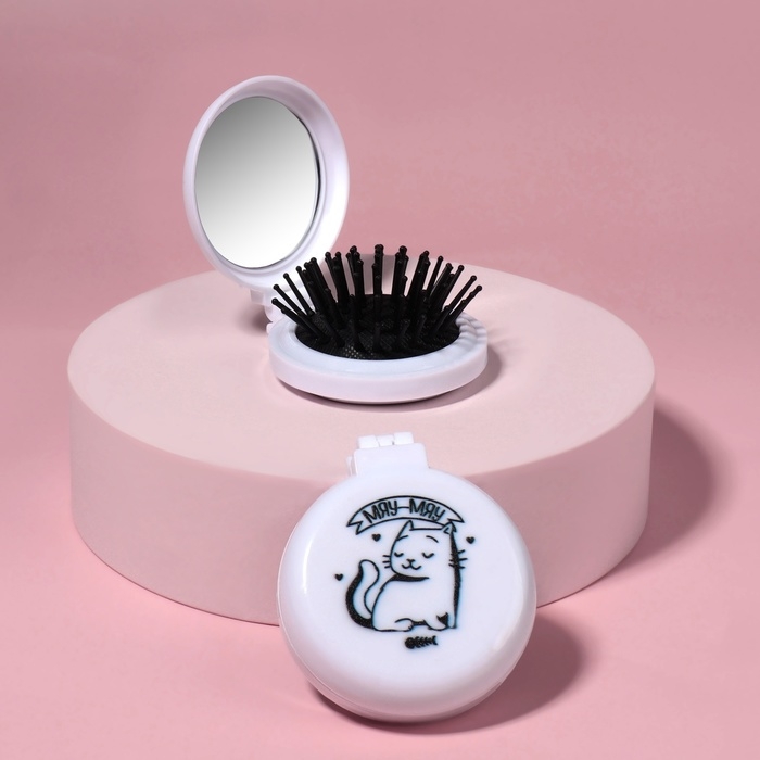 Расчёска массажная «Коты», складная, с зеркалом, 6,5 × 2,5 см, цвет белый Расчёска массажная «Коты», складная, с зеркалом, 6,5 × 2,5 см, цвет белый