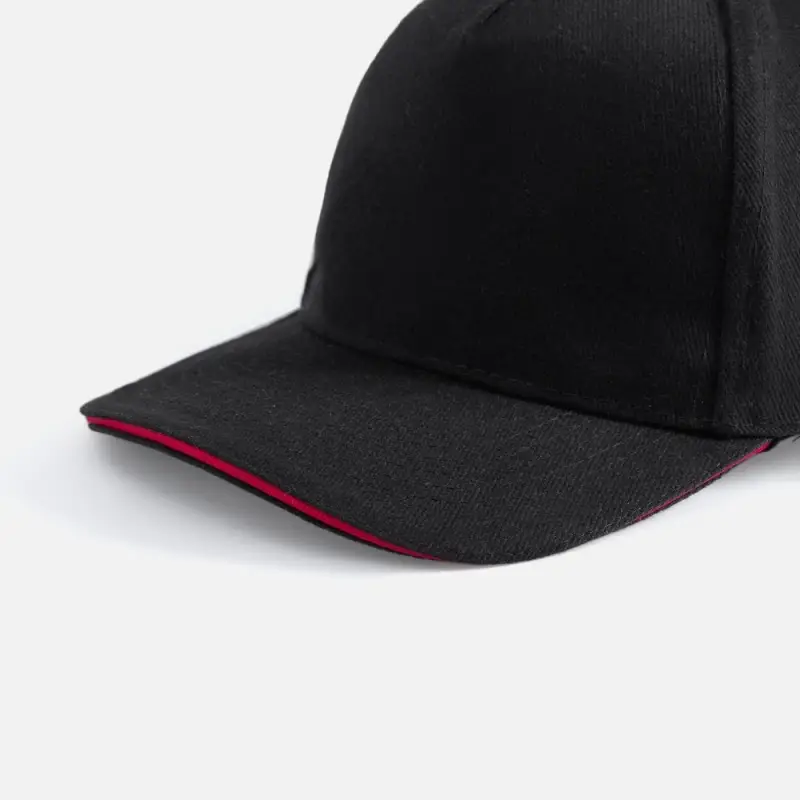 Бейсболка Long Beach, черная с красным Бейсболка Long Beach, черная с красным