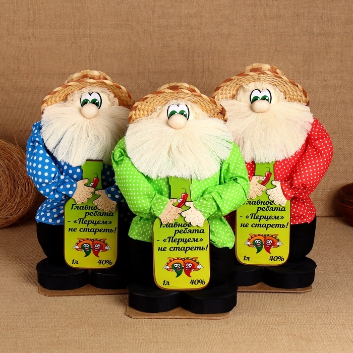 Оберег - домовой Оберег - домовой "Иваныч с бутылкой", h=40 см