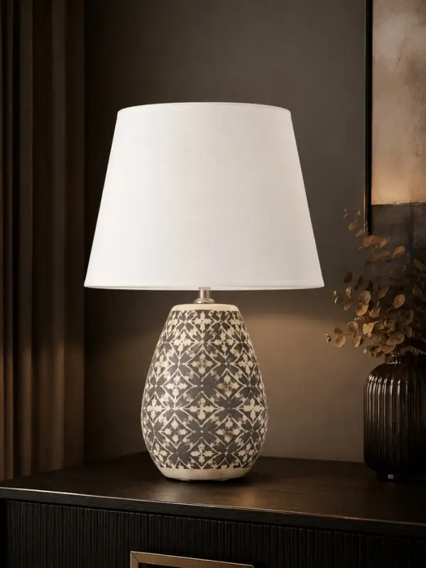 Лампа настольная RISALUX &laquo;Лесли&raquo;, Е14, 40 Вт, 22&times;22&times;34.5 см