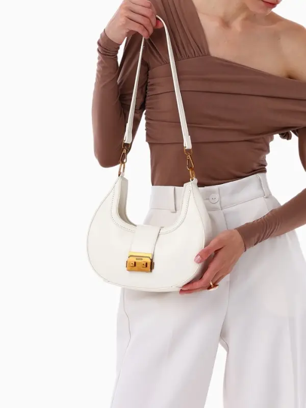 Сумка женская багет TEXTURA на молнии, 24×6.5×13 см, молочная Сумка женская багет TEXTURA на молнии, 24×6.5×13 см, молочная