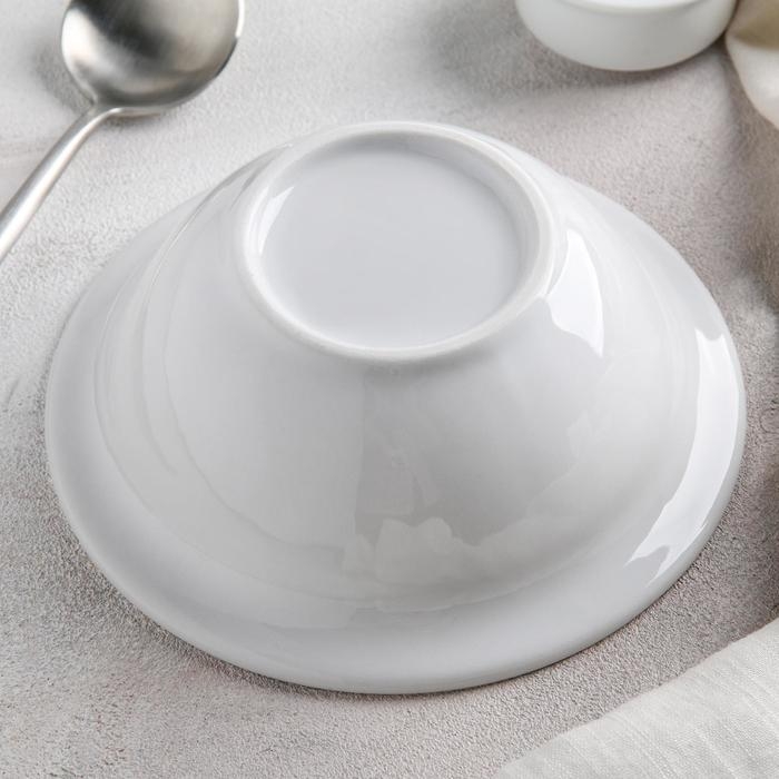 Тарелка фарфоровая «Ромашка», 550 мл, цвет белый Тарелка фарфоровая «Ромашка», 550 мл, цвет белый