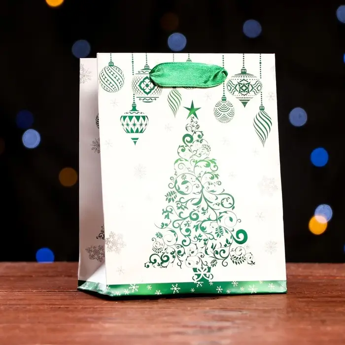 Пакет ламинированный «Новогодняя картина» 11.5×14.5×6 см