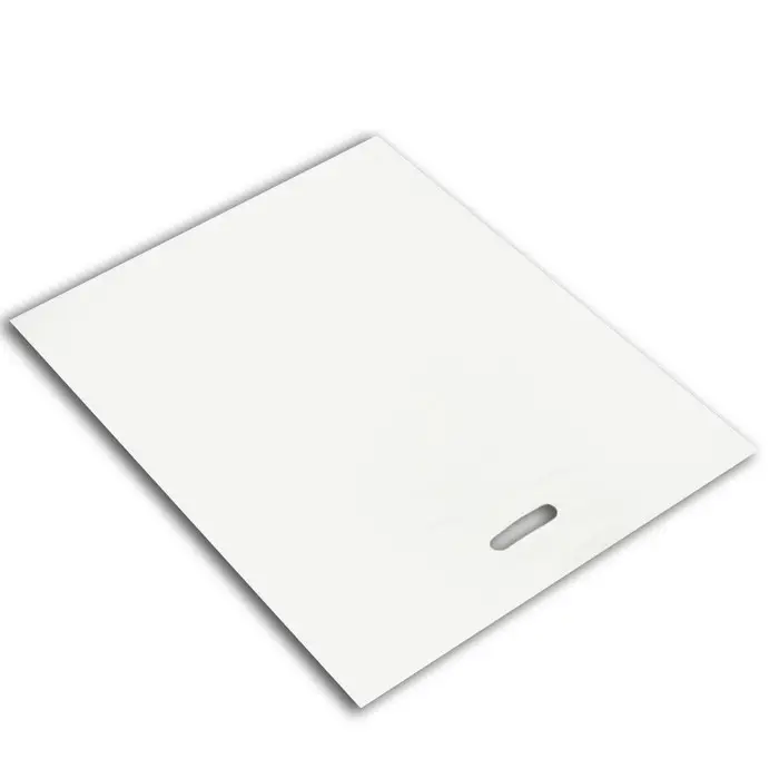 Пакет полиэтиленовый с вырубной ручкой, Белый 30-40 См, 70 мкм Пакет полиэтиленовый с вырубной ручкой, Белый 30-40 См, 70 мкм