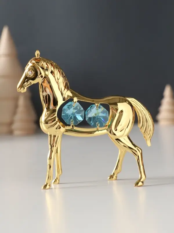 Сувенир  Лошадь с 4-мя голубыми хрусталиками, 9х3х9 см. Сувенир  Лошадь с 4-мя голубыми хрусталиками, 9х3х9 см.