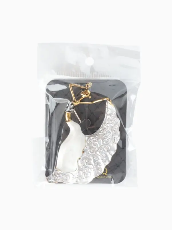 Брошь &laquo;Балерина&raquo;, драма, серая в чернёном золоте