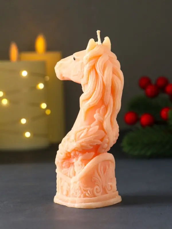 Свеча Символ Года Свеча Символ Года "Лошадь", 12х6х4,5 см рыжая