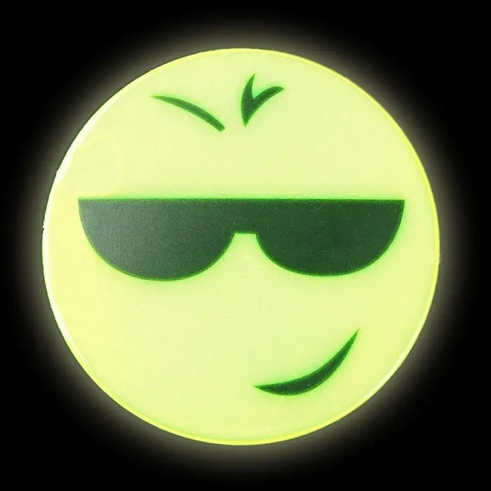 Светоотражающие наклейки «Смайлы», d=5 см, 4 шт. на листе, жёлтые Светоотражающие наклейки «Смайлы», d=5 см, 4 шт. на листе, жёлтые