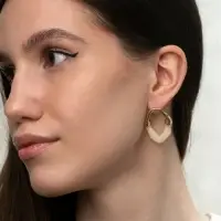 Серьги акрил &laquo;Сталактиты&raquo;, цвет молочный в золоте