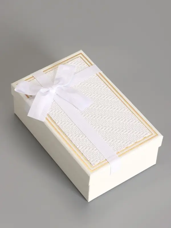 Набор подарочных коробок 3 в 1 прямоугольные с бантом, молочный, 23&times;16&times;9.5; 21&times;14&times;8; 19&times;12&times;6.5 см