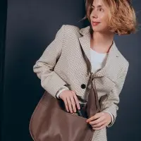 Сумка - мешок женская TEXTURA, на магните, с косметичкой, 34&times;12&times;27 см, коричневая