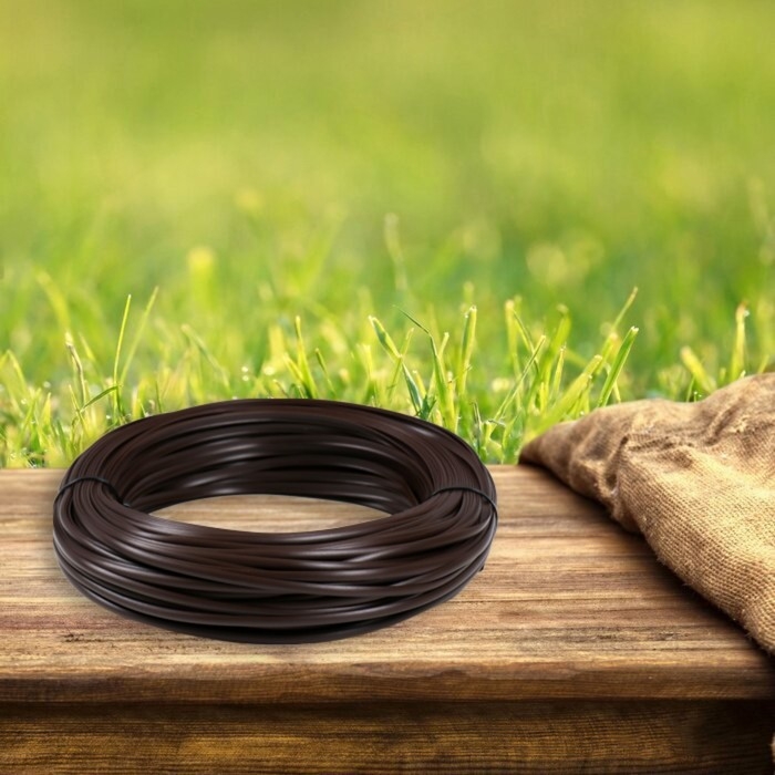 Ротанг искусственный гладкий 6 мм 100 м полутрубка (венге) Ротанг искусственный гладкий 6 мм 100 м полутрубка (венге)