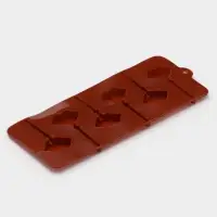 Форма для леденцов Доляна &laquo;Поцелуй&raquo;, силикон, 24&times;9.4&times;1.5 см, 6 ячеек (4&times;2.4 см), с палочками, коричневая