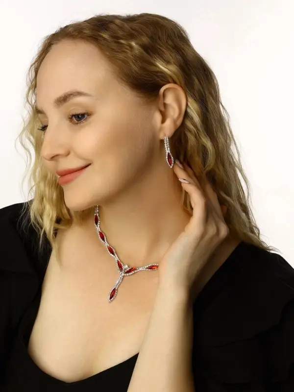 Набор 2 предмета: серьги, колье &laquo;Листопад&raquo;, тонкий ромб, красно-белый в серебре, 45 см