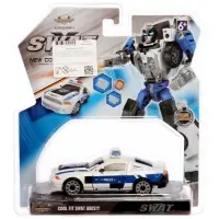 Робот &laquo;Полицейская машина&raquo;, с металлическими элементами, трансформируется