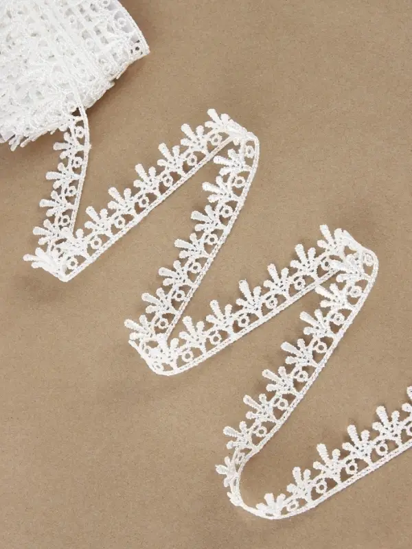 Кружево гипюровое, 20 мм, 14&plusmn;1 м, белое