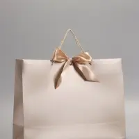 Пакет подарочный, белый, с бантом, 43 х 32 х 14 см