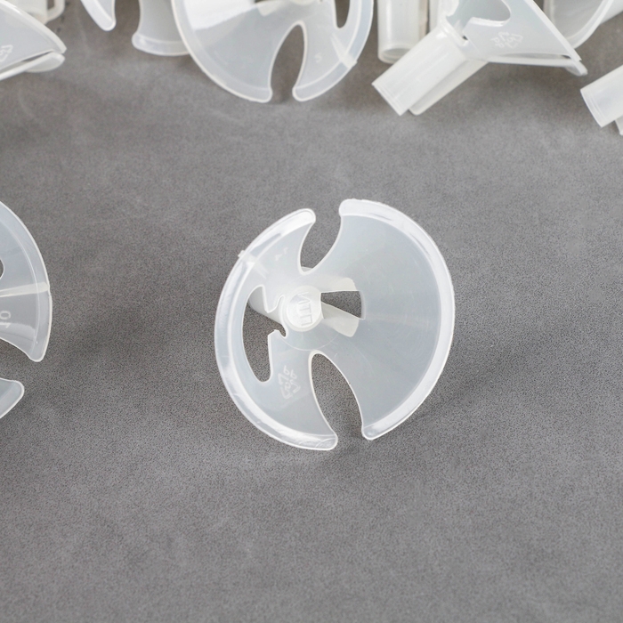 Держатель-зажим для шаров, d=5 мм, цвет прозрачный, набор 100 шт. Держатель-зажим для шаров, d=5 мм, цвет прозрачный, набор 100 шт.