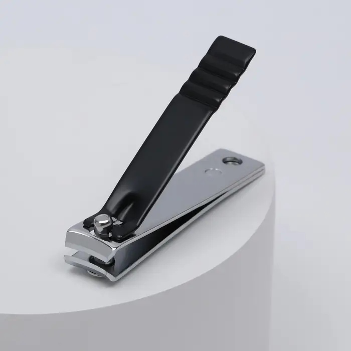 Кусачки книпсер маникюрные, 5.5 см, в коробке, цвет чёрный, серебристый