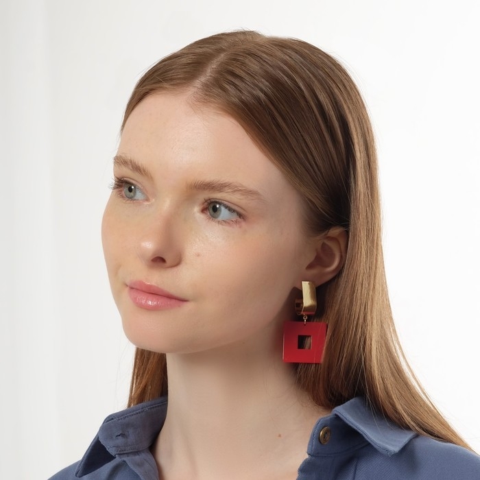Серьги ассорти «Азелия» квадрат, цвет красный в золоте Серьги ассорти «Азелия» квадрат, цвет красный в золоте