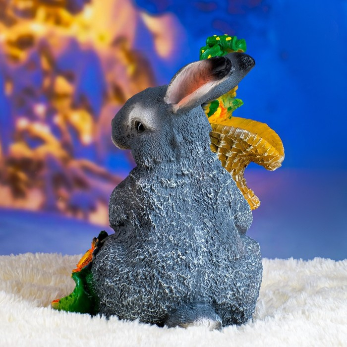 Садовая фигура  Садовая фигура "Зайка с лукошком" 29х26х32см