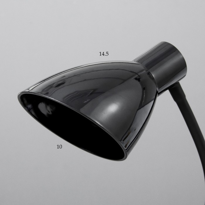Настольная лампа 16700/1BK Е27 15Вт черный RISALUX Настольная лампа 16700/1BK Е27 15Вт черный RISALUX