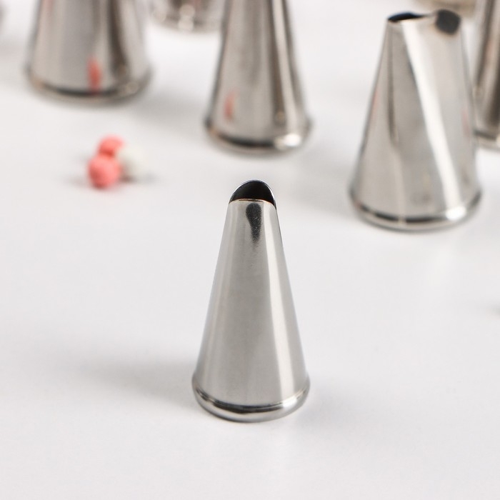 Набор насадок кондитерских, d=2 см, 24 шт, в кейсе, насадки МИКС Набор насадок кондитерских, d=2 см, 24 шт, в кейсе, насадки МИКС