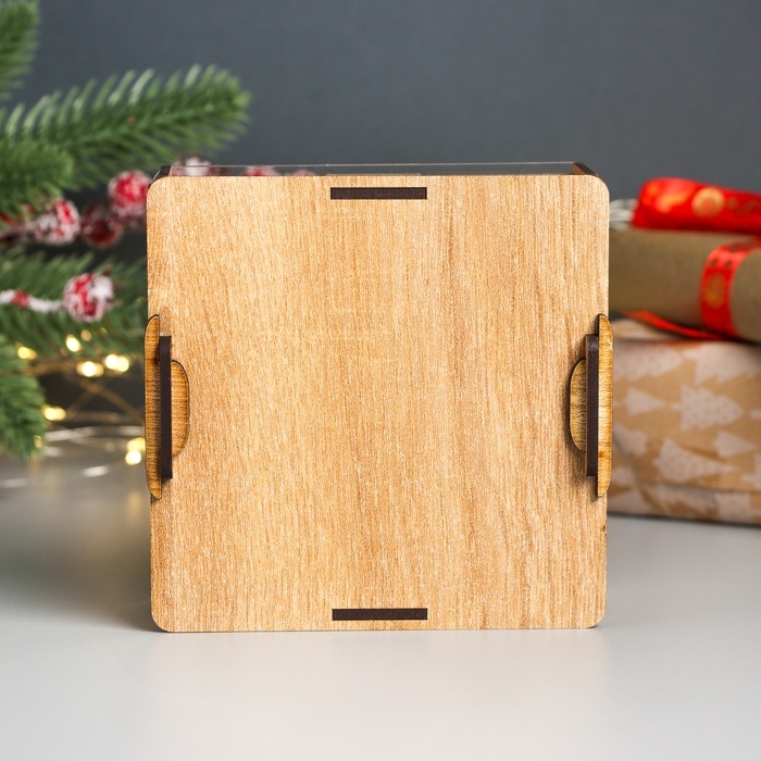 Новогодняя копилка с акрилом  Новогодняя копилка с акрилом "Змея. С Новым годом" 12х12х4 см