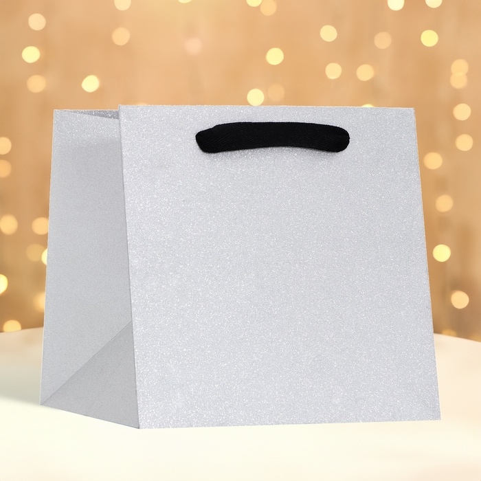 Пакет подарочный новогодний под торт, 20 х 20 х 20 см. Пакет подарочный новогодний под торт, 20 х 20 х 20 см.