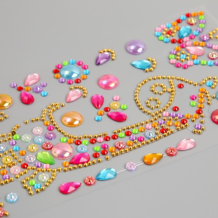 Декоративные украшения из страз Декоративные украшения из страз "Жираф и бабочка"