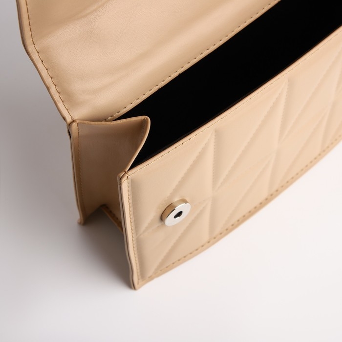 Сумка женская на клапане, 22х15х6 см, цвет бежевый Сумка женская на клапане, 22х15х6 см, цвет бежевый