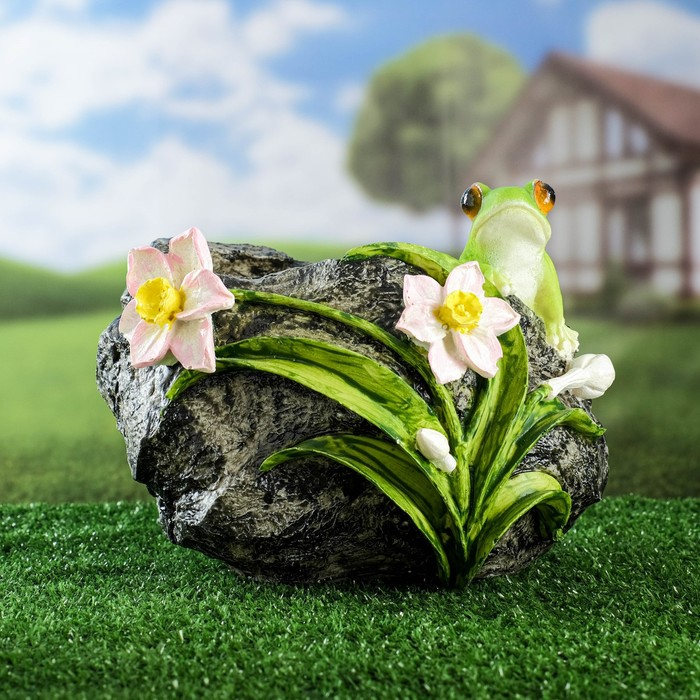 Фигурное кашпо Фигурное кашпо "Лягушка на камне" 22х20х18см
