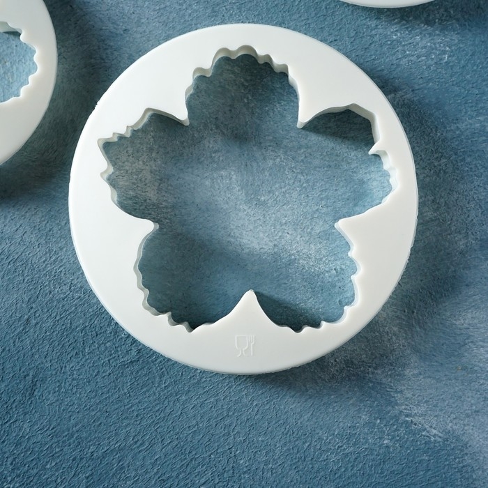 Набор выемок кондитерских для марципана и теста Доляна &laquo;Пионы&raquo;, 4 шт, d=8,5/10 /11,5/14,5 см