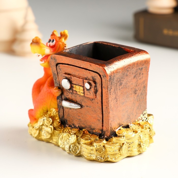 Сувенир полистоун карандашница "Дракоша у сейфа с монетами" 7.5х6.5х7,5 см