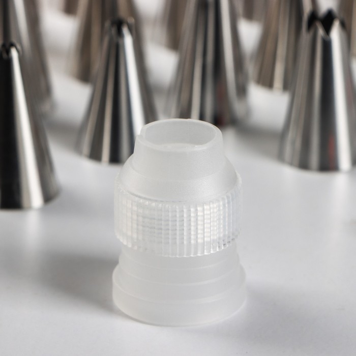 Набор насадок кондитерских Доляна, d=1,5 см, насадки 23 шт, адаптер 1 шт, МИКС Набор насадок кондитерских Доляна, d=1,5 см, насадки 23 шт, адаптер 1 шт, МИКС