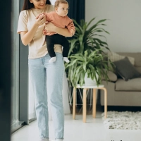 Весы напольные электронные КТ-808 Весы напольные электронные КТ-808