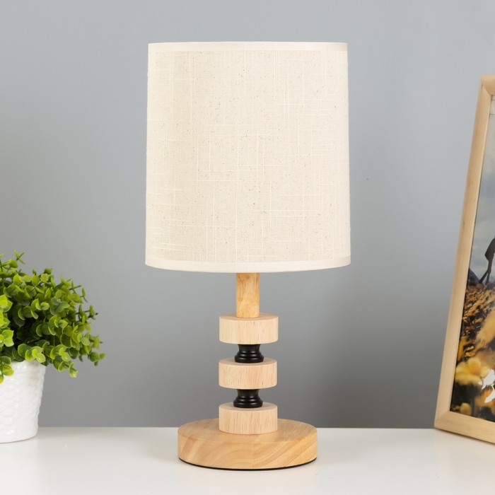 Настольная лампа Настольная лампа "Араз" E27 40Вт светлое дерево 16х16х36 см RISALUX